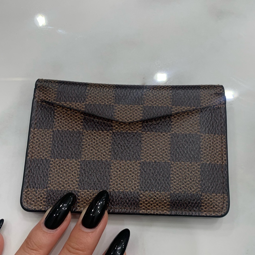 Louis Vuitton Card Holder - Picture 2 of 5